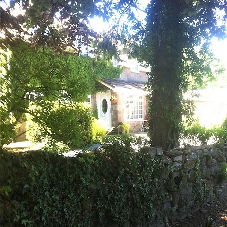 Charming Cottage Within Farmhouse 蒙默思 外观 照片